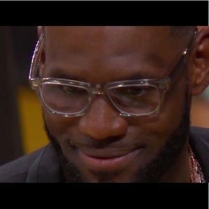 Meet your Posher, Nestor